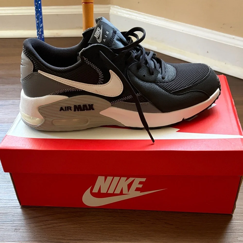 Nike Red and White Sneakers - Picture 1 of 4
